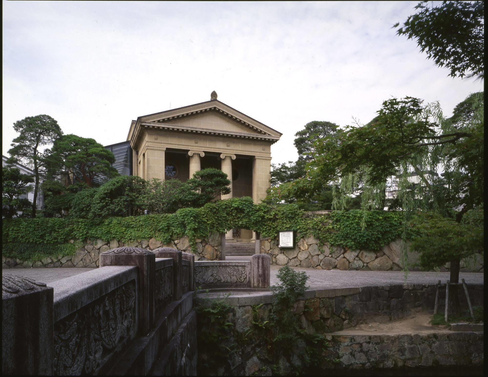 Kurashiki Station Hotel Exterior foto